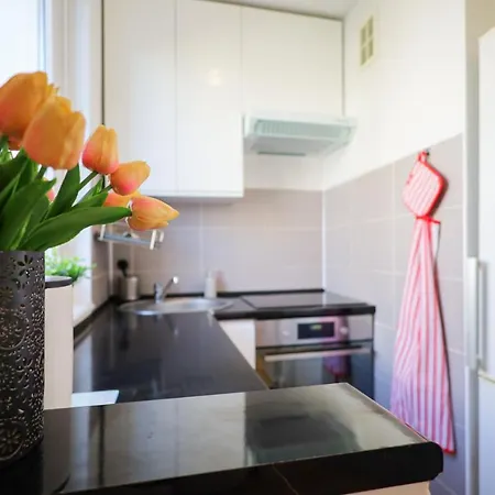 Glow Apartments, Ergo Arena Γκντανσκ