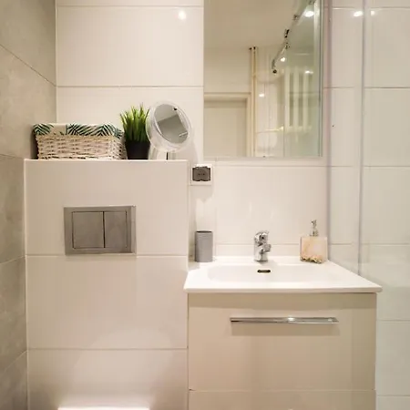 Glow Apartments, Ergo Arena Διαμέρισμα Γκντανσκ