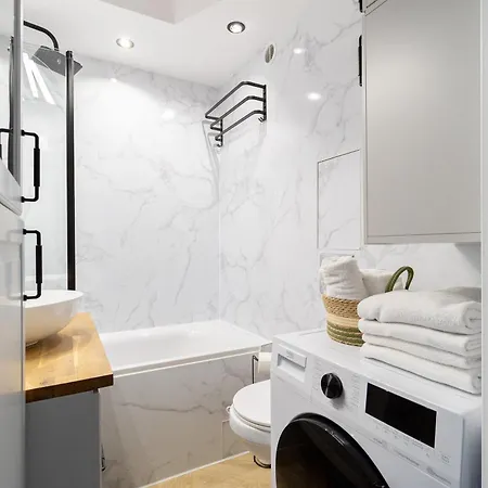 Glow Apartments, Ergo Arena Διαμέρισμα Γκντανσκ