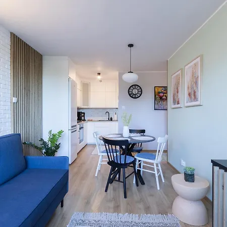 Glow Apartments, Ergo Arena * Γκντανσκ